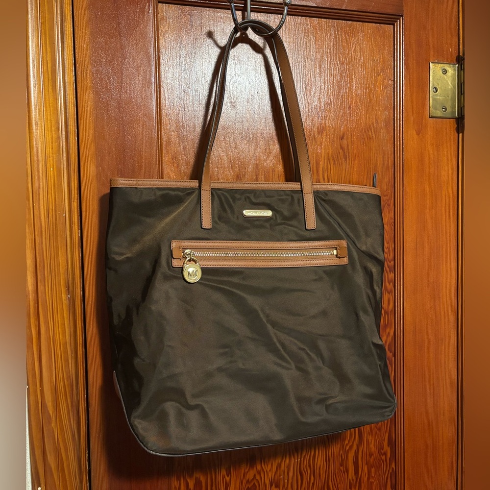 MICHAEL KORS Kempton Chocolate Brown Nylon Tote Bag